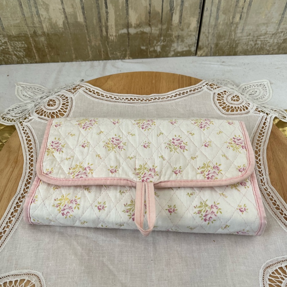 VTG Oil Of Olay Co Cosmetic Bag 1985 Womens Pink White Floral